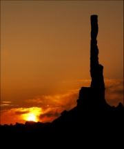 sunrise-monument-valley by steve-edwards