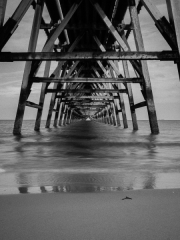 Steetly Pier 2 by Tony Marson