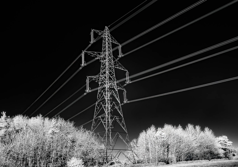 Infra-Red-Pylon-by-Mike-Buy